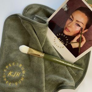 Katie Jane Hughes x Spectrum Brushes #06 KJH